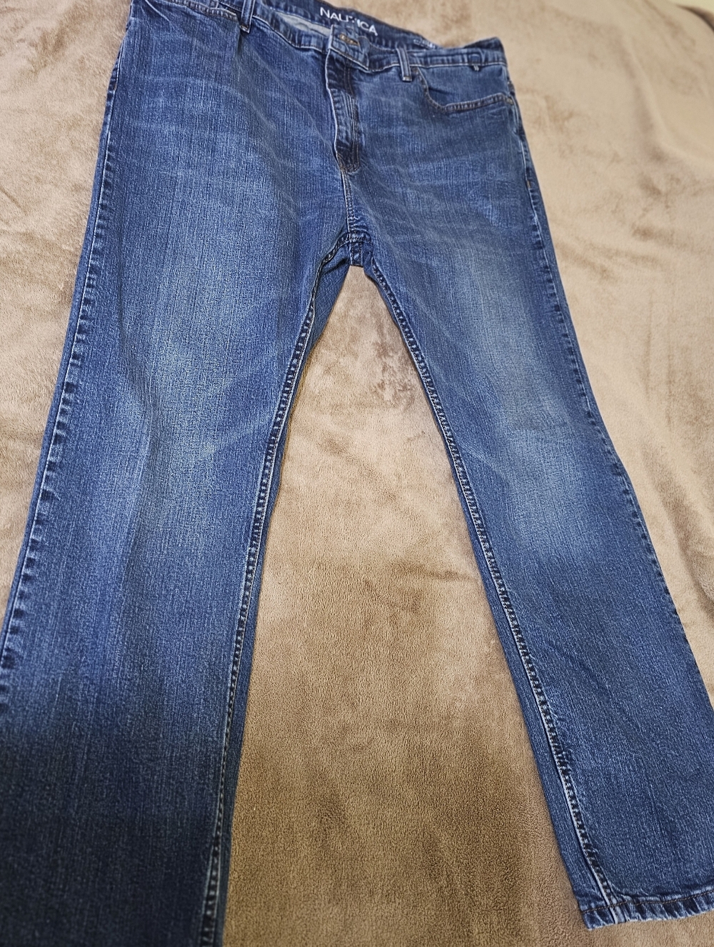 Nautica Men's Medium Blue Straight-Leg Jeans